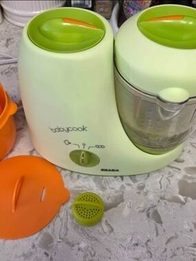 Beaba Babycook Food Maker - Light Green and Orange